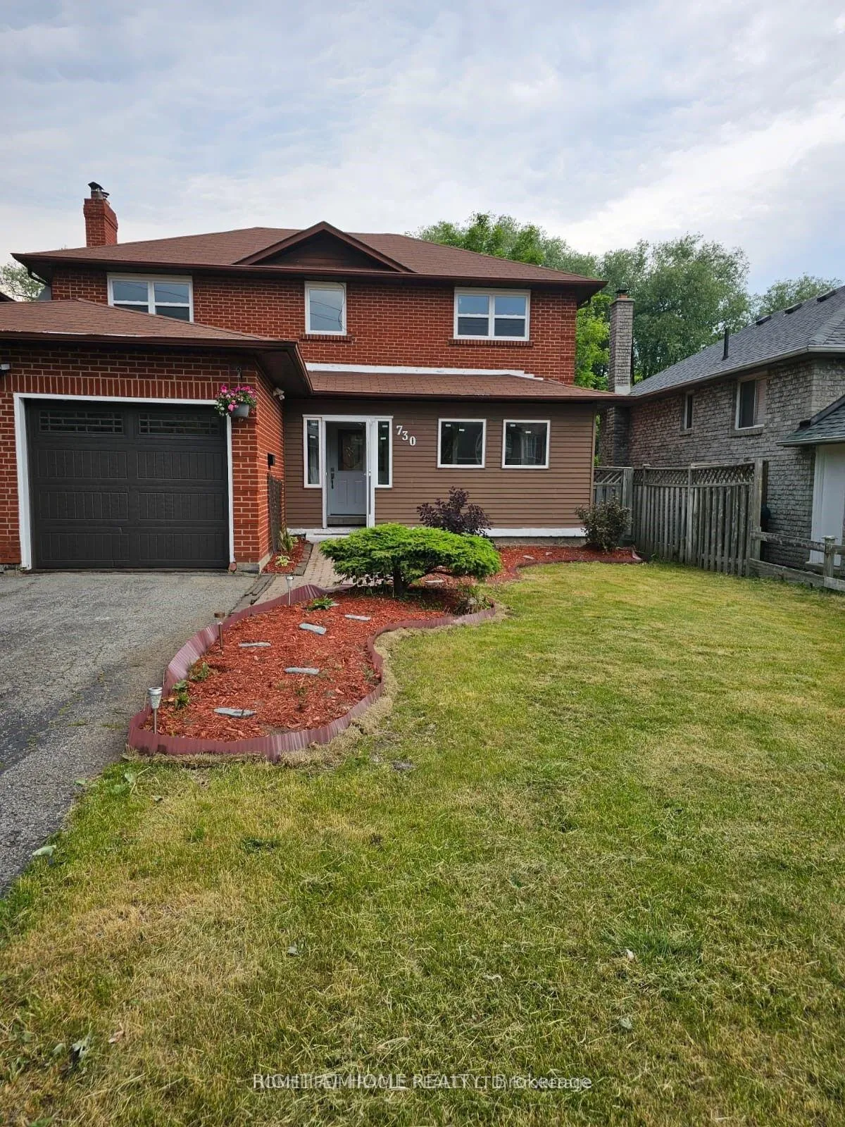 Photo 4 of Unit Main & 2nd Level, 730 Sheppard Avenue, Pickering, Woodlands — HOMEH