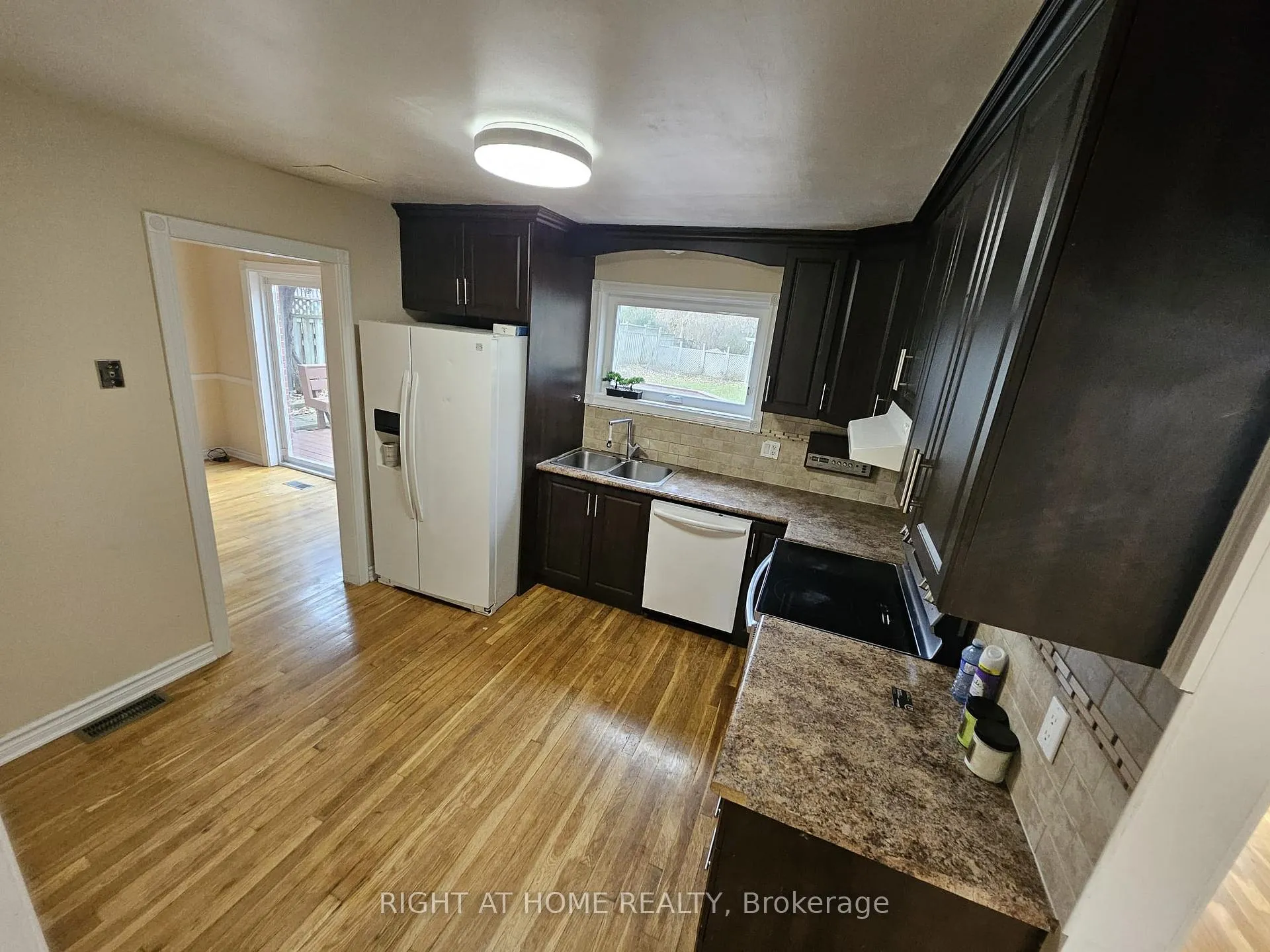 Photo 18 of Unit Main & 2nd Level, 730 Sheppard Avenue, Pickering, Woodlands — HOMEH