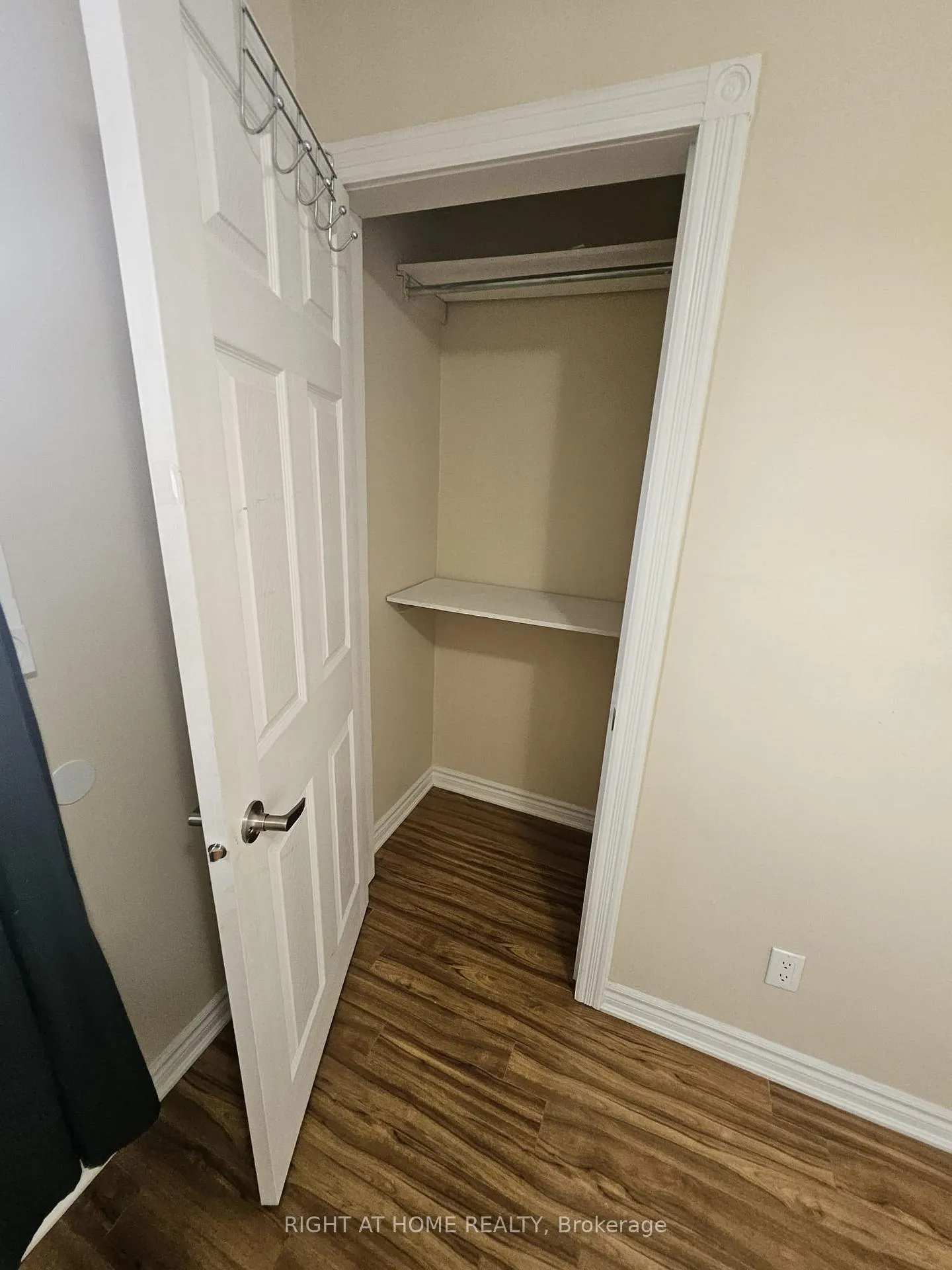 Photo 25 of Unit Main & 2nd Level, 730 Sheppard Avenue, Pickering, Woodlands — HOMEH