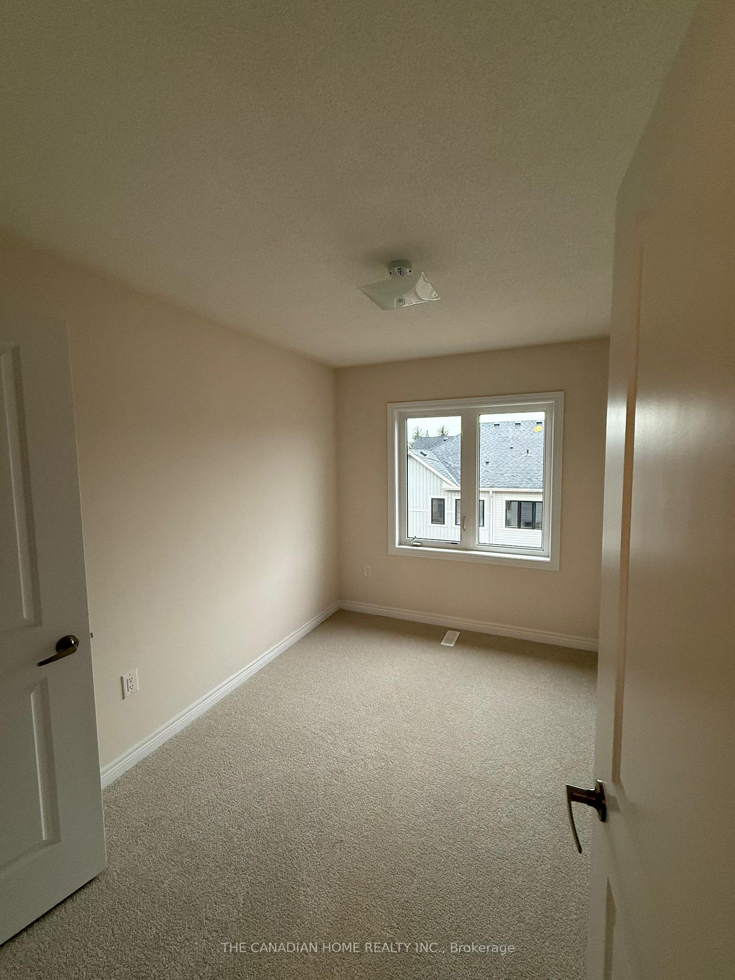 Photo 3 of 2045 Horace Duncan Crescent, Oshawa, Kedron — HOMEH