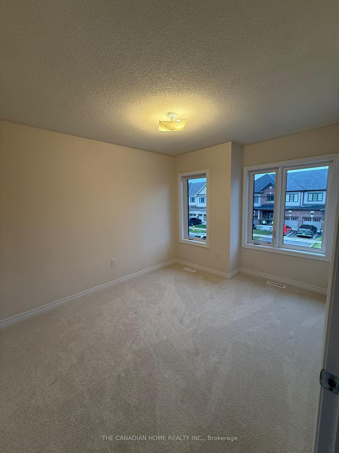 Photo 5 of 2045 Horace Duncan Crescent, Oshawa, Kedron — HOMEH