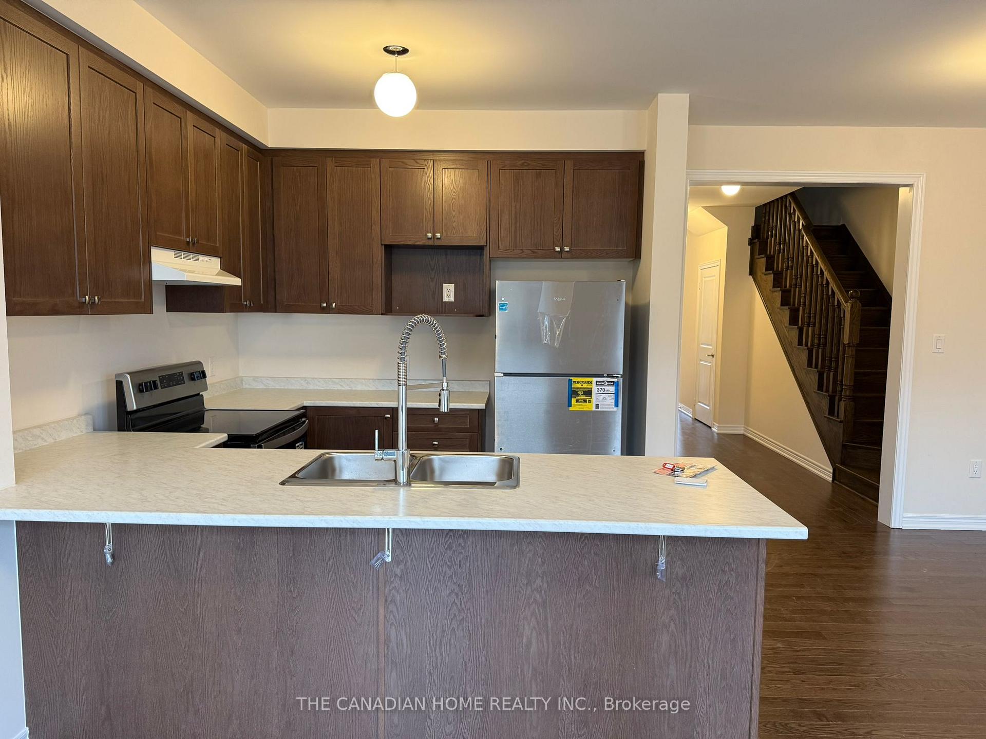 Photo 6 of 2045 Horace Duncan Crescent, Oshawa, Kedron — HOMEH