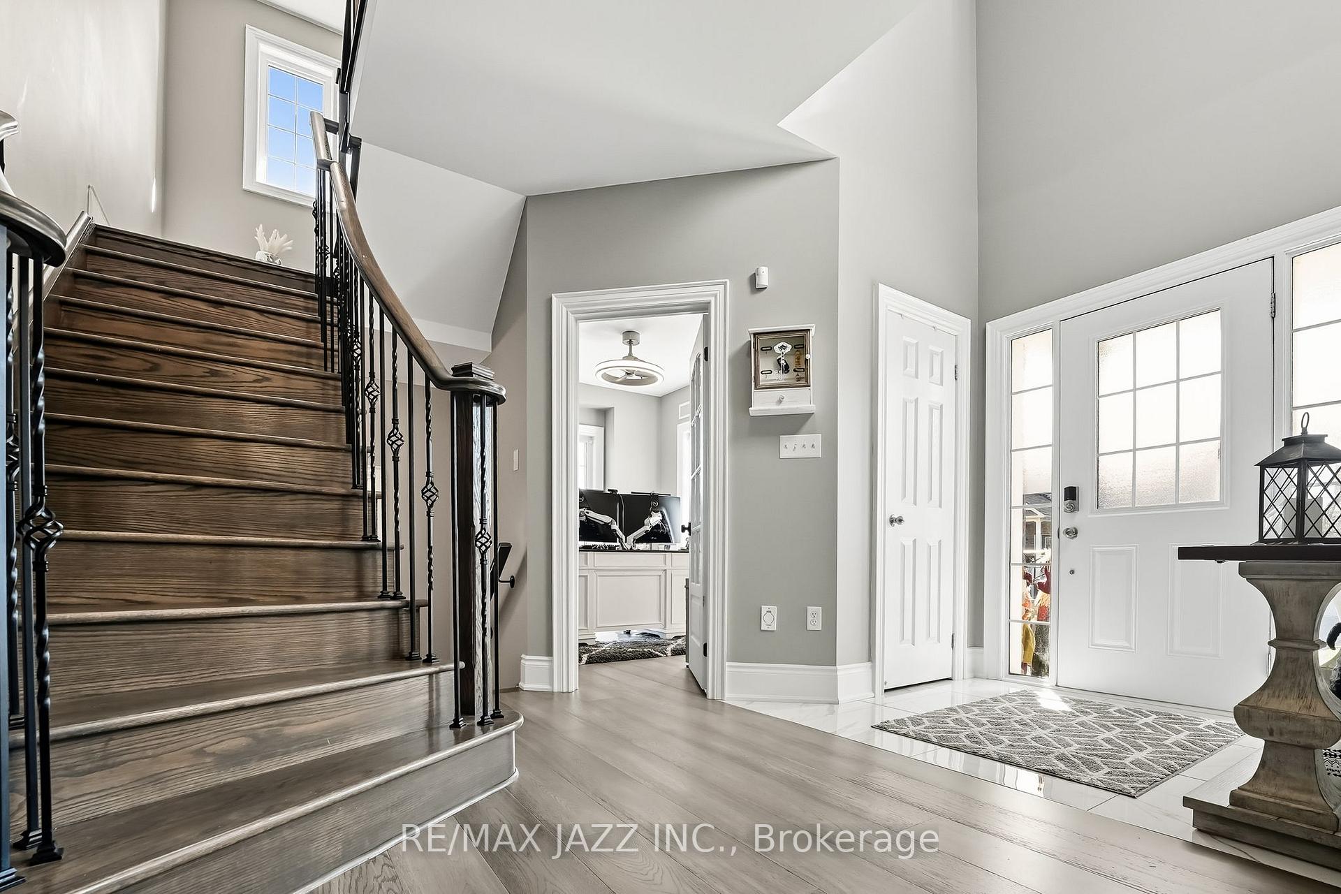 Photo 6 of 1728 Jack Glenn Street, Oshawa, Taunton — HOMEH