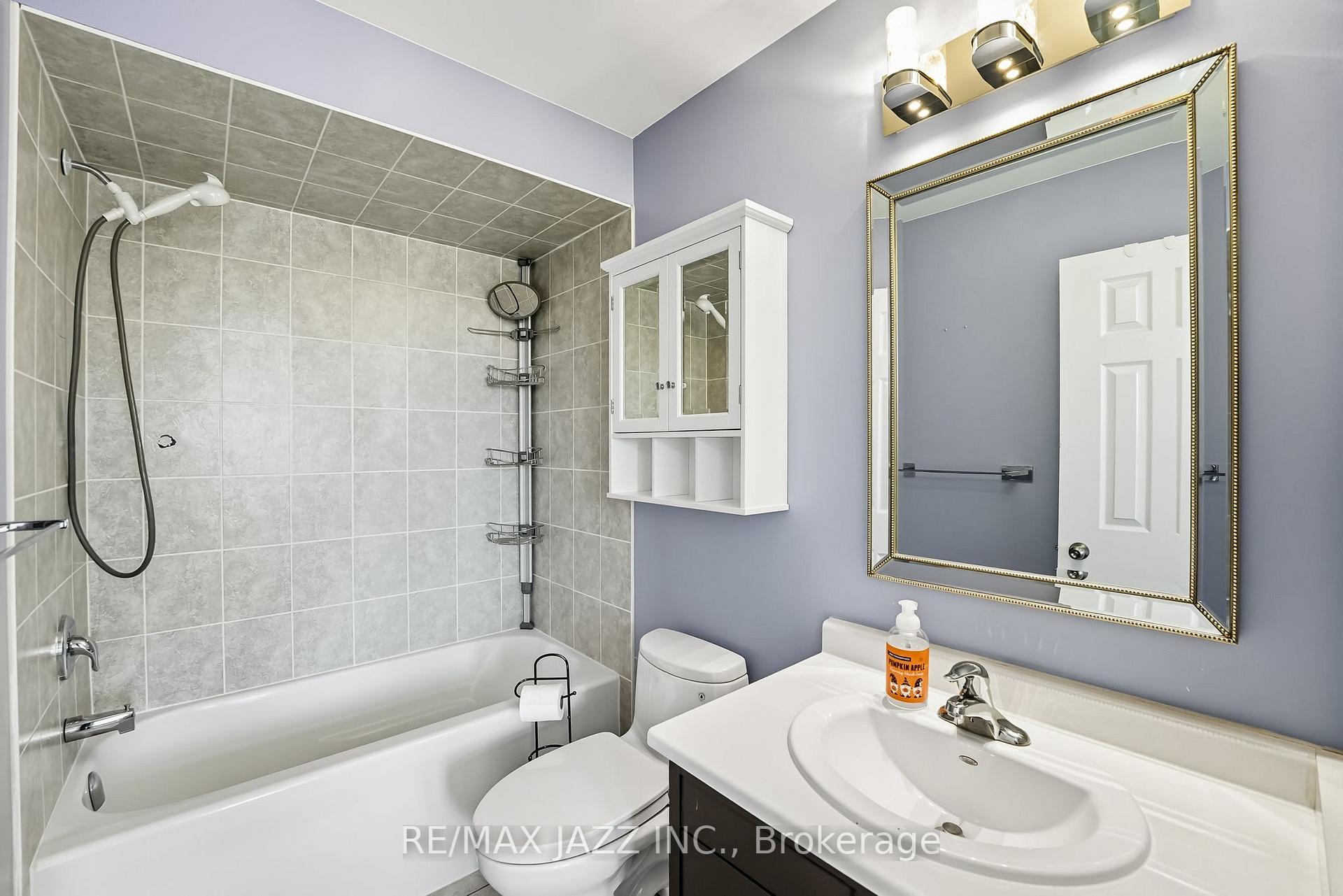Photo 11 of 1728 Jack Glenn Street, Oshawa, Taunton — HOMEH