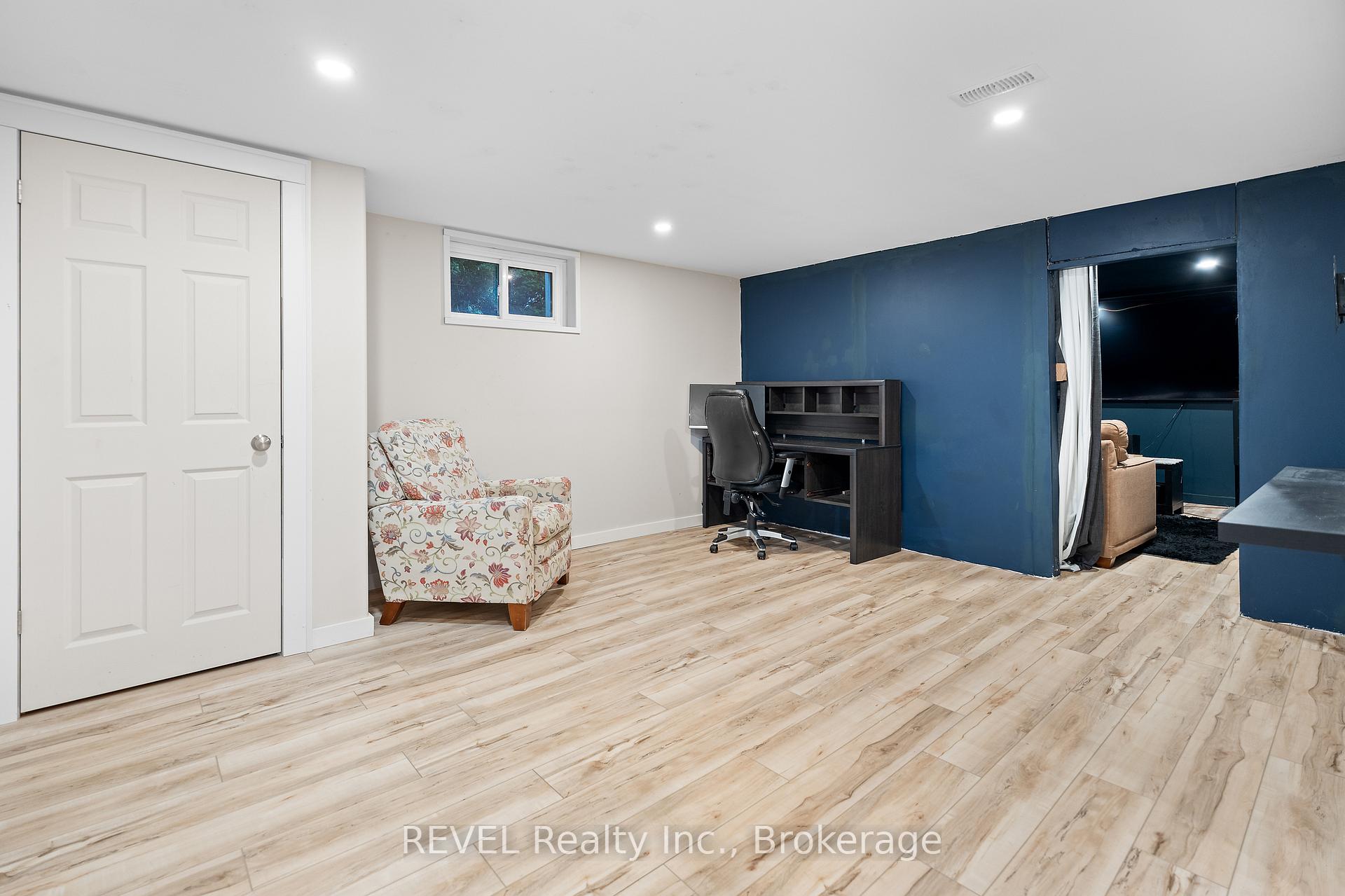 Photo 21 of 6 Stella Street, Pelham, Fonthill — HOMEH