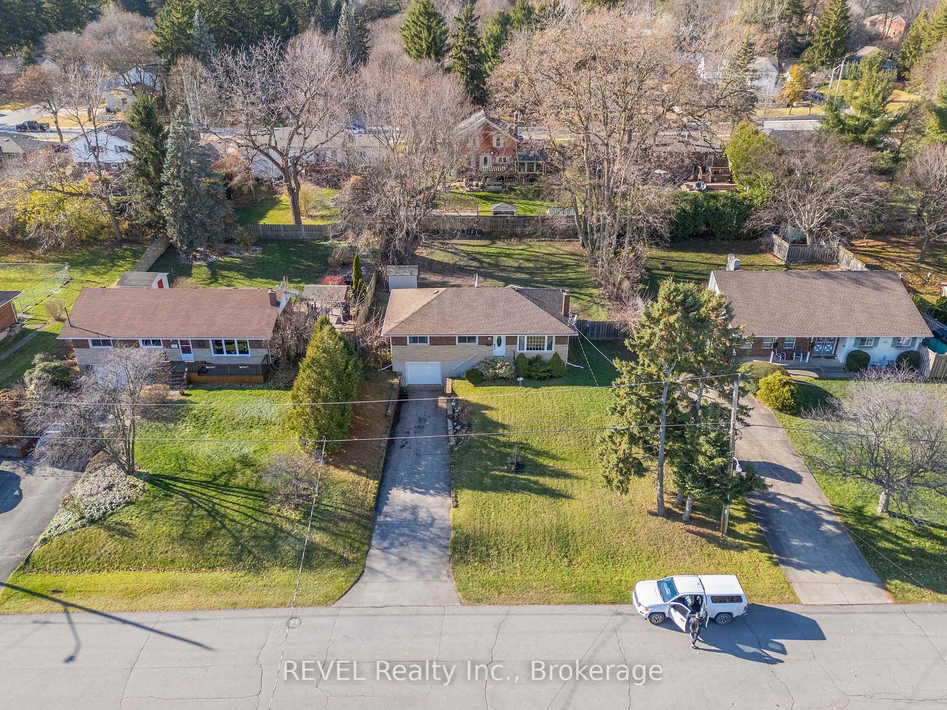 Photo 30 of 6 Stella Street, Pelham, Fonthill — HOMEH