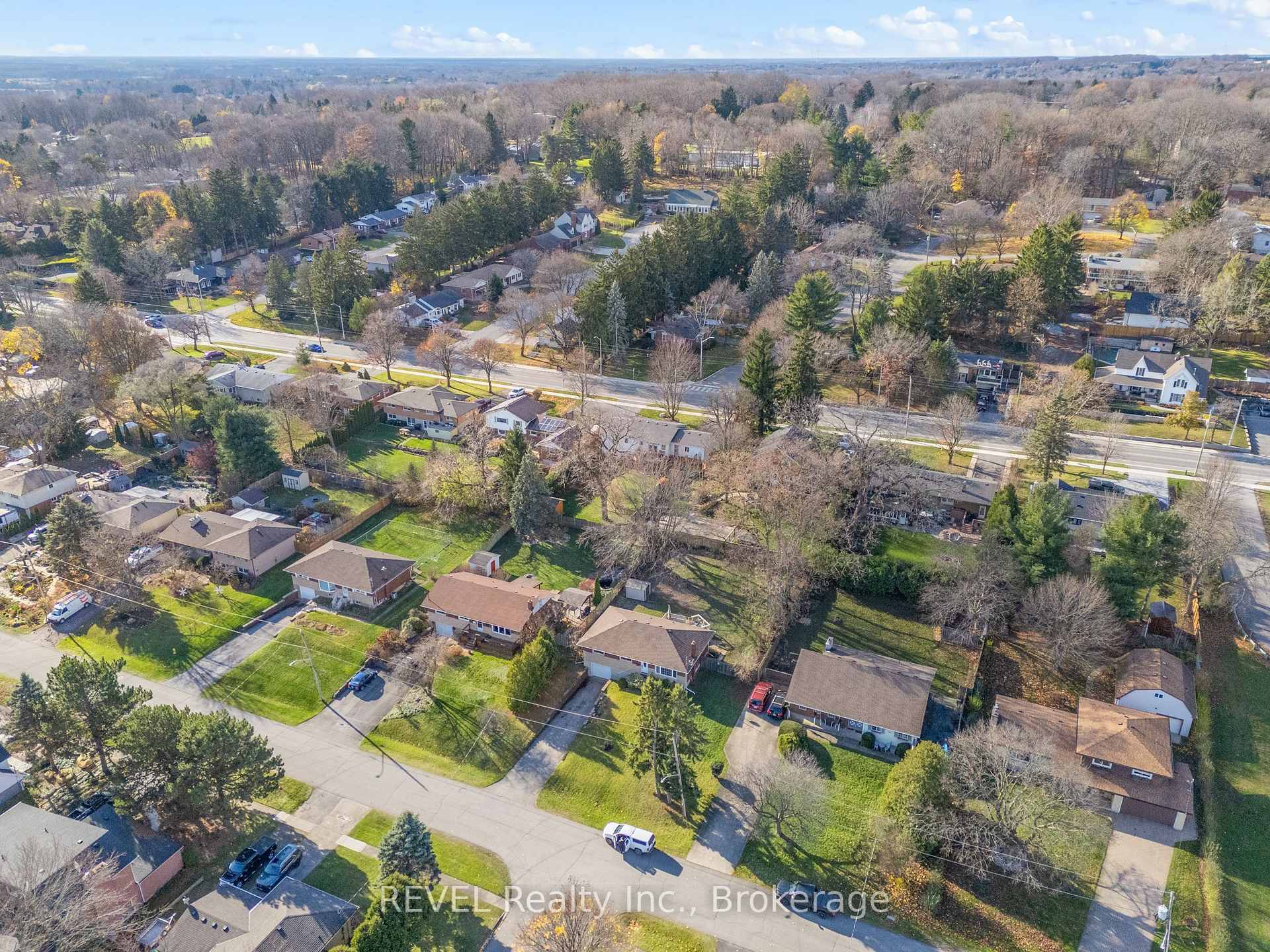 Photo 31 of 6 Stella Street, Pelham, Fonthill — HOMEH