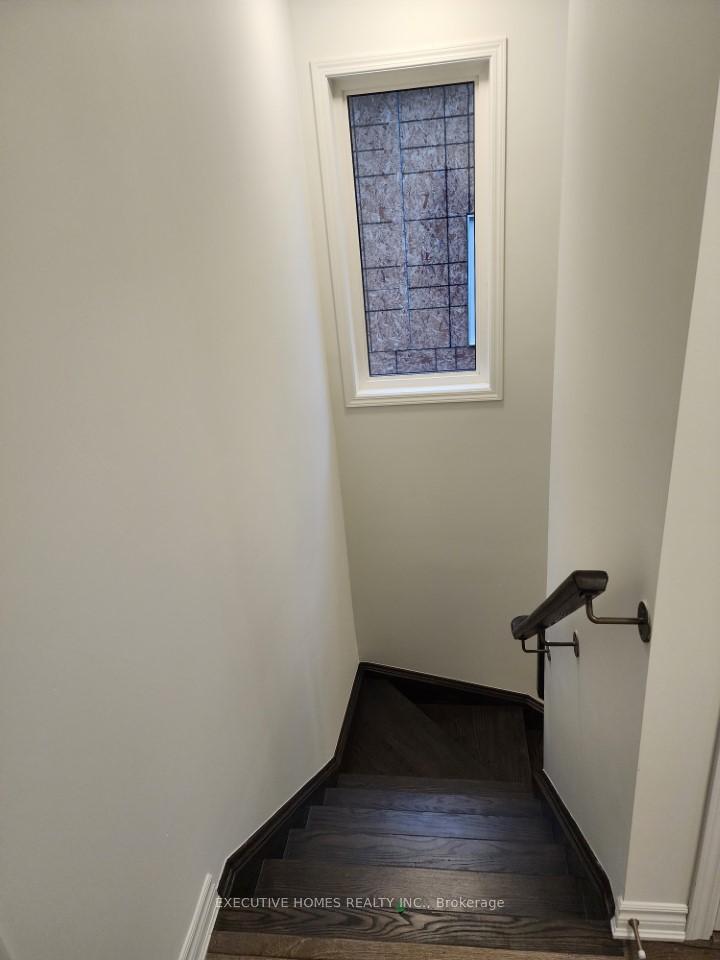 Photo 9 of 1585 Moira Crescent, Milton, Bowes — HOMEH