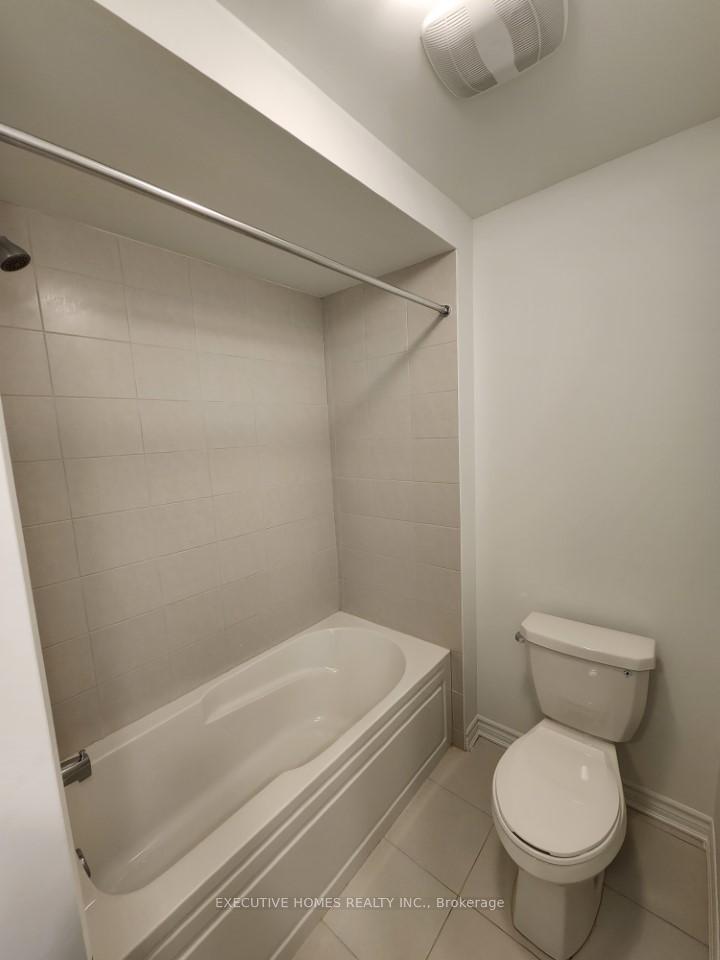 Photo 12 of 1585 Moira Crescent, Milton, Bowes — HOMEH