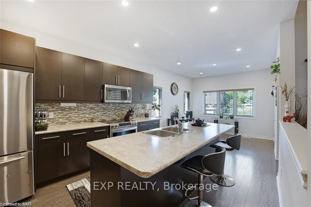 Photo 3 of 62 Buckley Terrace, Pelham, Fonthill — HOMEH
