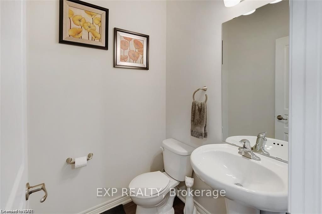 Photo 7 of 62 Buckley Terrace, Pelham, Fonthill — HOMEH