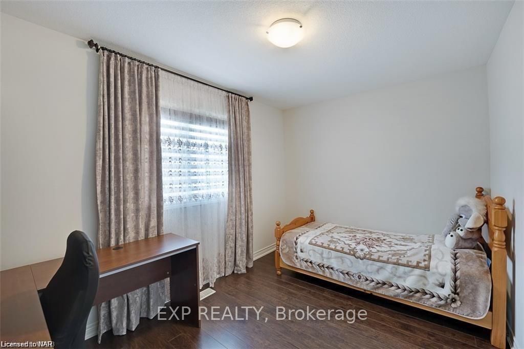 Photo 10 of 62 Buckley Terrace, Pelham, Fonthill — HOMEH