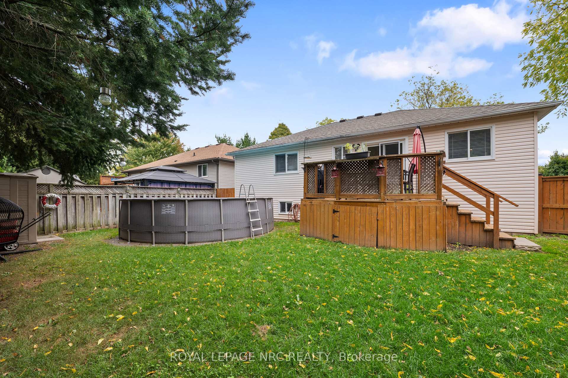 Photo 5 of 1041 Quaker Road, Pelham, Fonthill — HOMEH