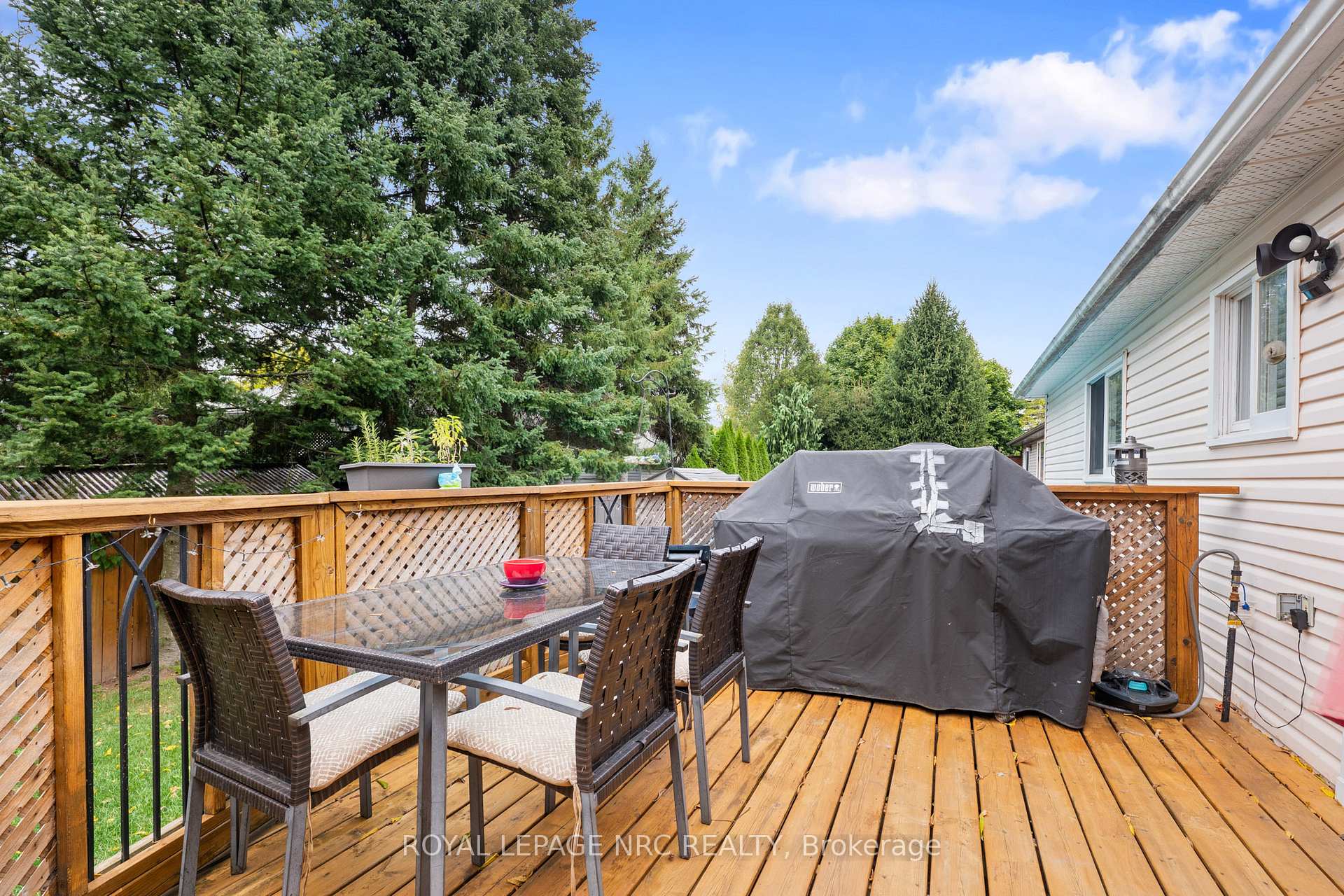 Photo 7 of 1041 Quaker Road, Pelham, Fonthill — HOMEH
