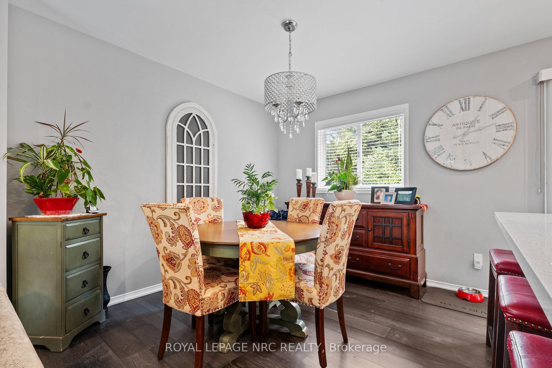 Photo 18 of 1041 Quaker Road, Pelham, Fonthill — HOMEH