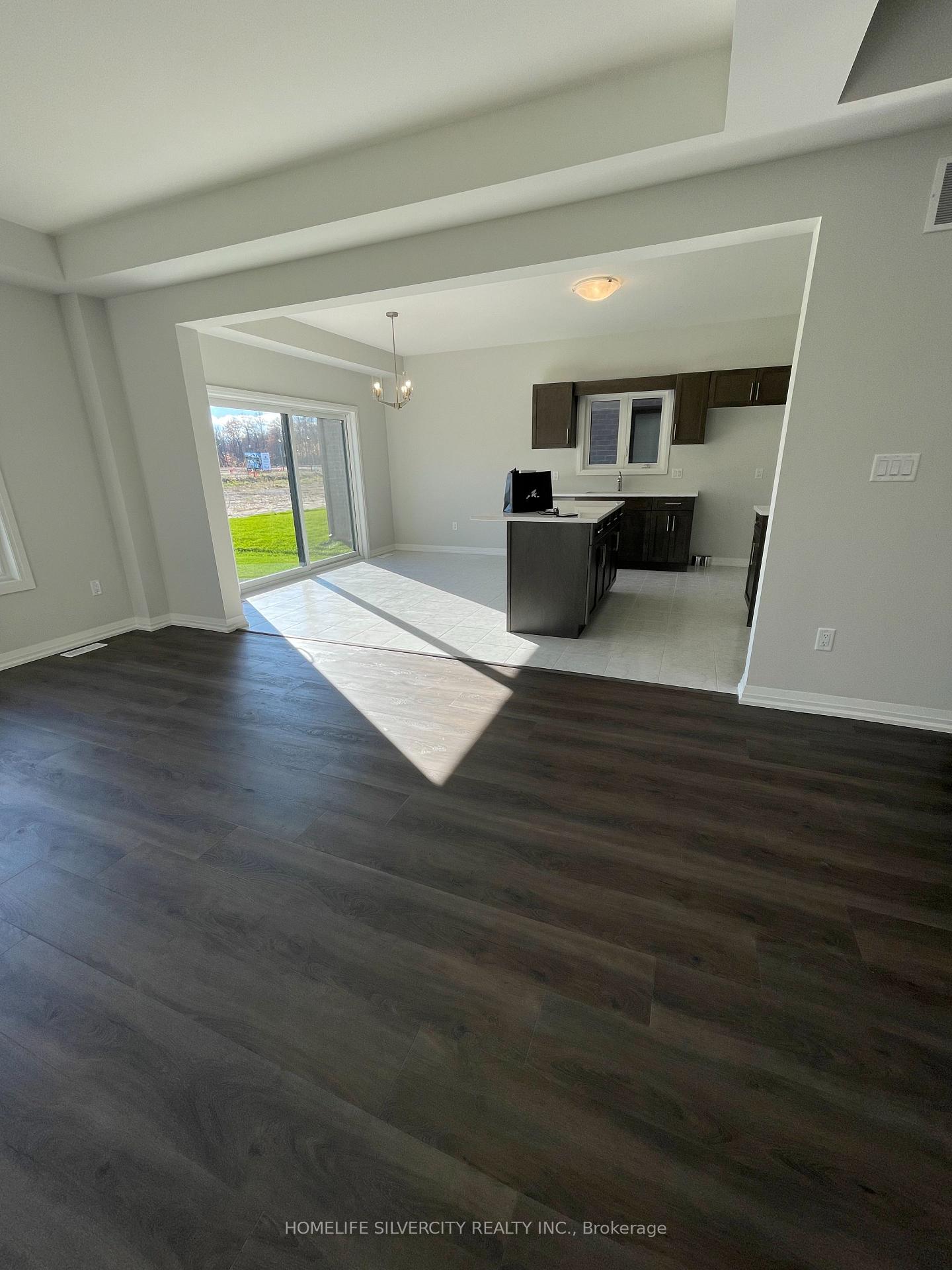 Photo 9 of 64 Marie Street, Pelham, Fonthill — HOMEH