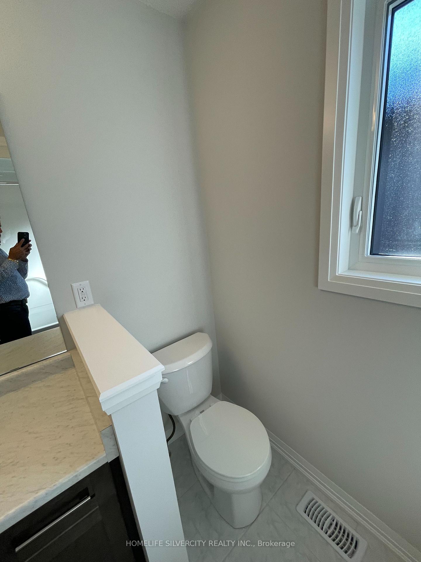 Photo 25 of 64 Marie Street, Pelham, Fonthill — HOMEH