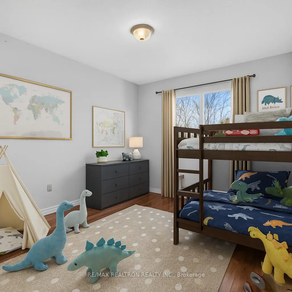 Photo 23 of 1622 Hollyhedge Drive, Pickering, Brock Ridge — HOMEH