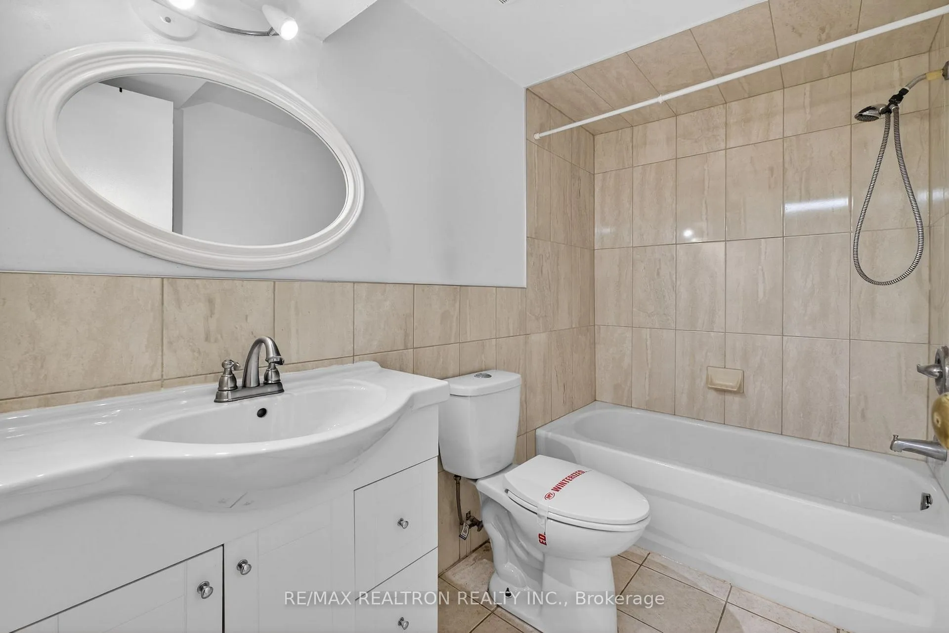 Photo 33 of 1622 Hollyhedge Drive, Pickering, Brock Ridge — HOMEH