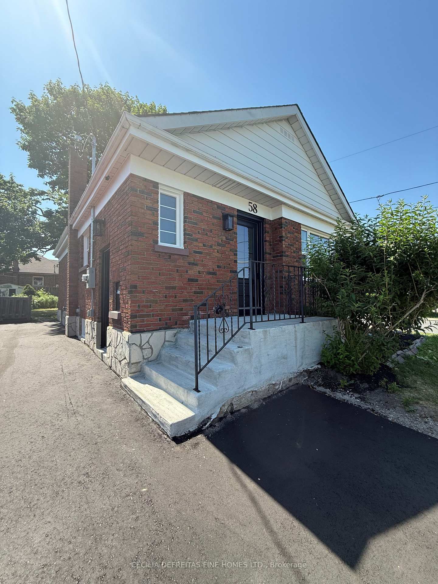 Front of Unit BSMT, 58 Wilson Road N