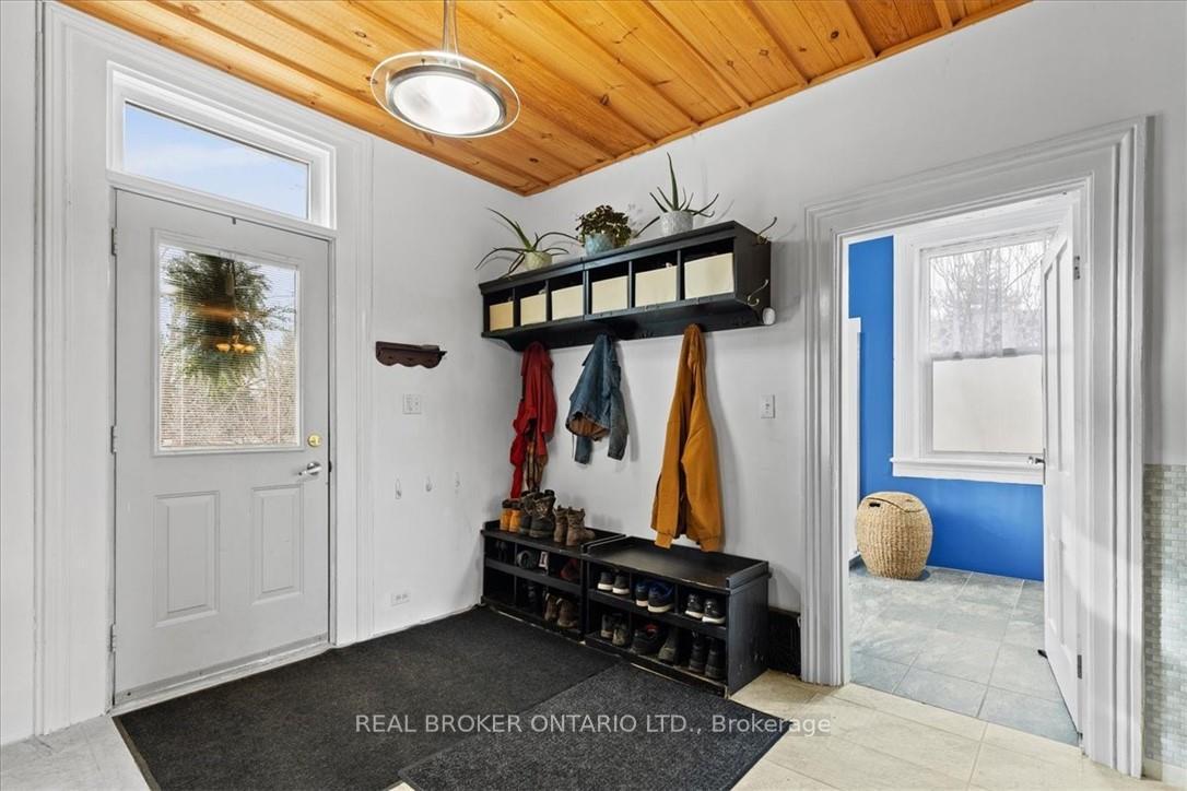 Photo 17 of 207 Huron Road, Perth South, Sebringville — HOMEH
