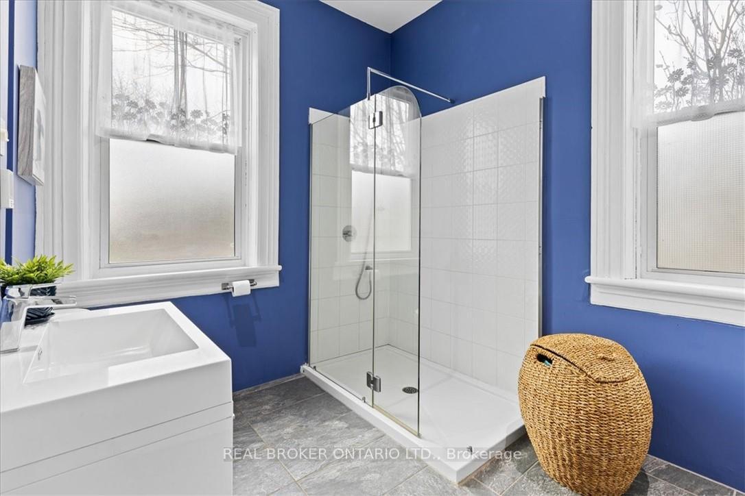 Photo 18 of 207 Huron Road, Perth South, Sebringville — HOMEH