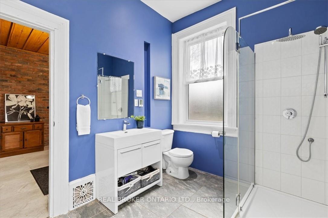 Photo 19 of 207 Huron Road, Perth South, Sebringville — HOMEH