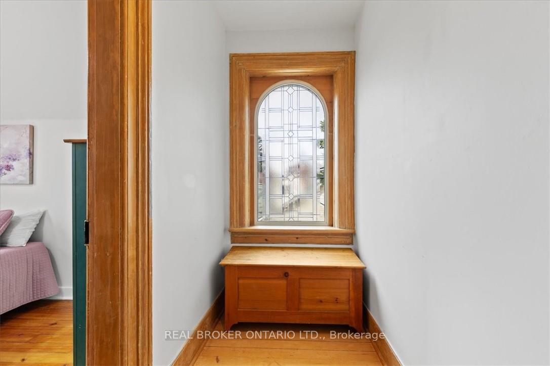 Photo 33 of 207 Huron Road, Perth South, Sebringville — HOMEH