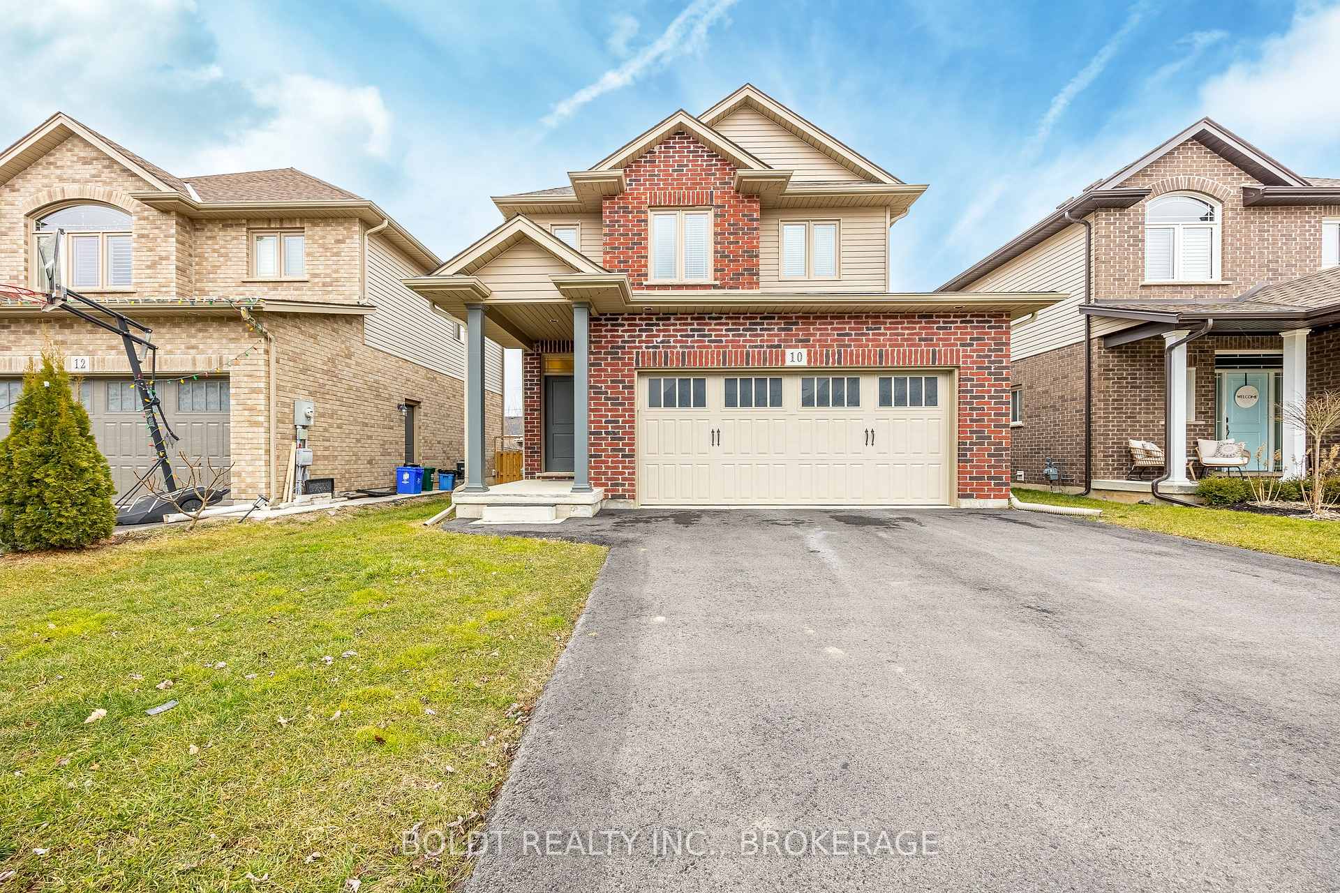 Front of 10 Bergenstein Crescent