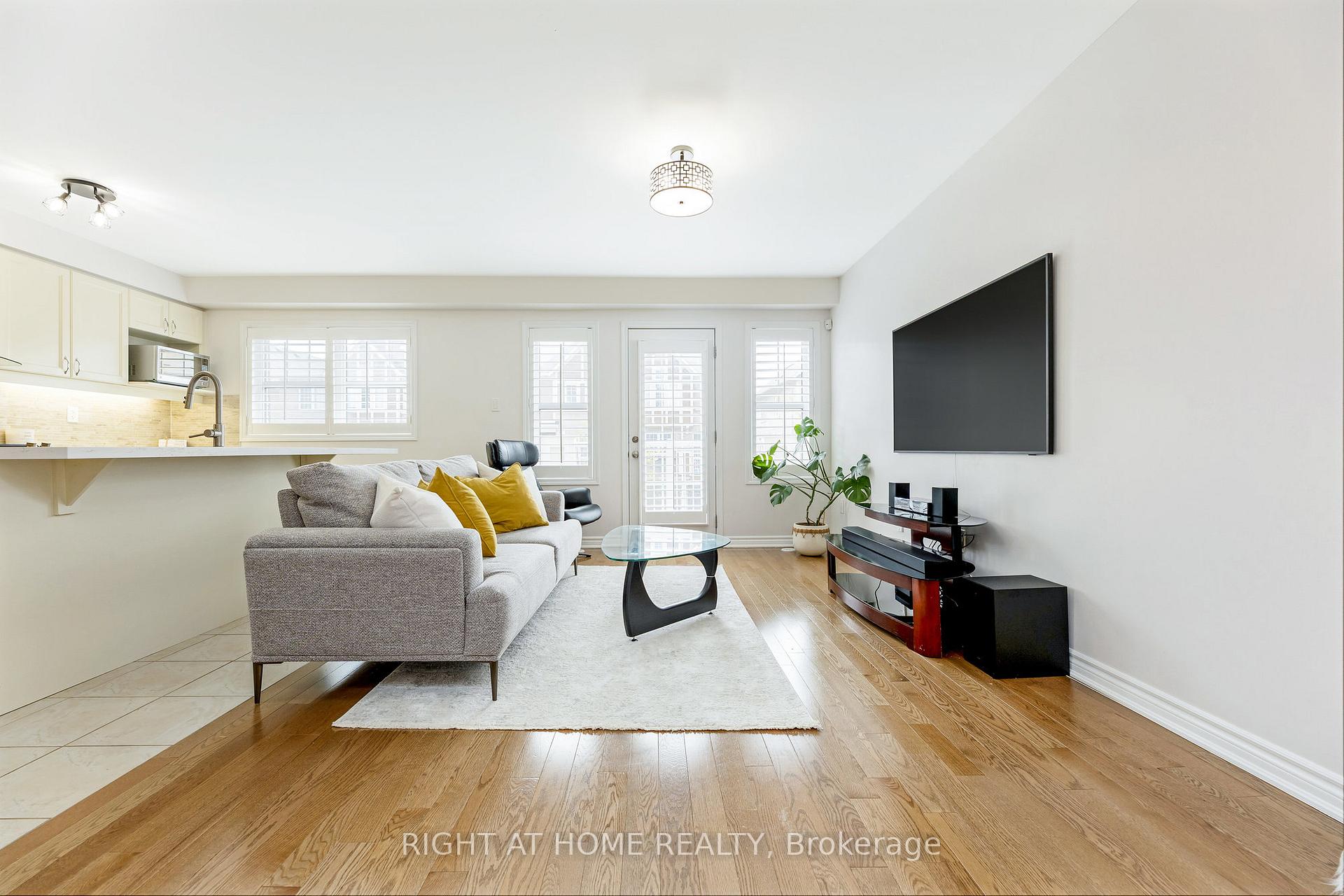 Photo 2 of 273 Casson Point, Milton, Ford — HOMEH
