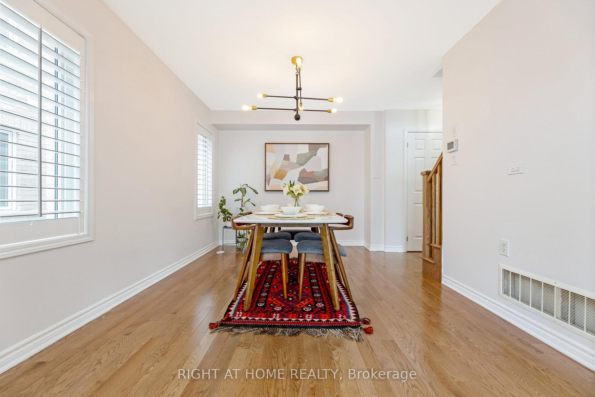 Photo 3 of 273 Casson Point, Milton, Ford — HOMEH