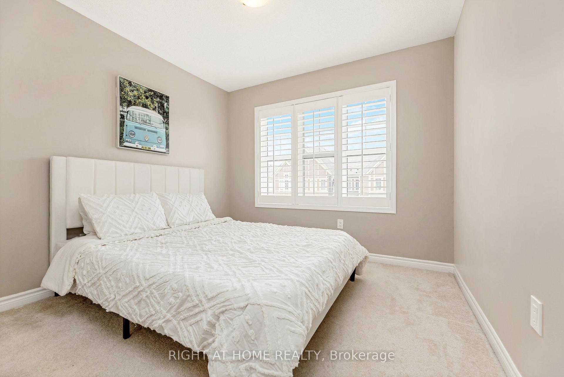Photo 20 of 273 Casson Point, Milton, Ford — HOMEH