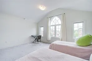 Photo 22 of 1804 Grandview Street N, Oshawa, Taunton — HOMEH