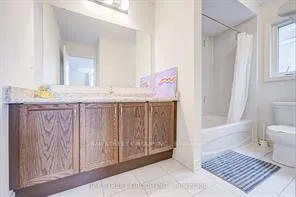 Photo 25 of 1804 Grandview Street N, Oshawa, Taunton — HOMEH