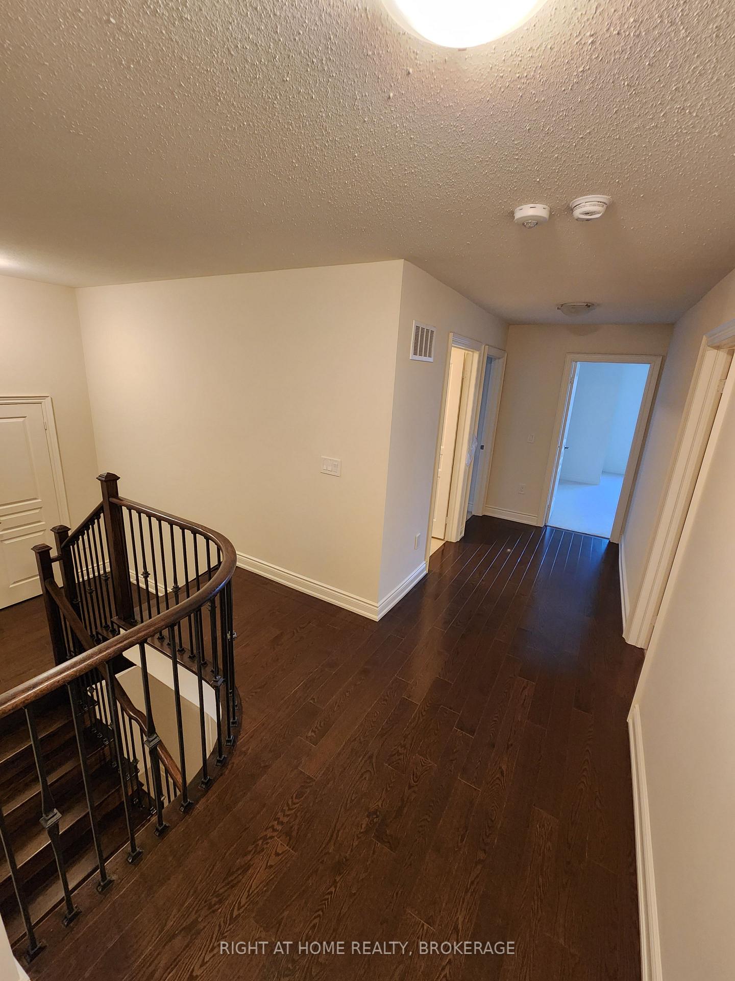 Photo 21 of 252(upper) Belmore Court, Milton, Ford — HOMEH