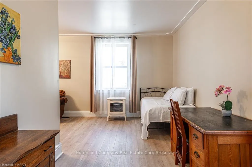 Photo 11 of 4206 Perth 20 Line, Perth South, Downie — HOMEH