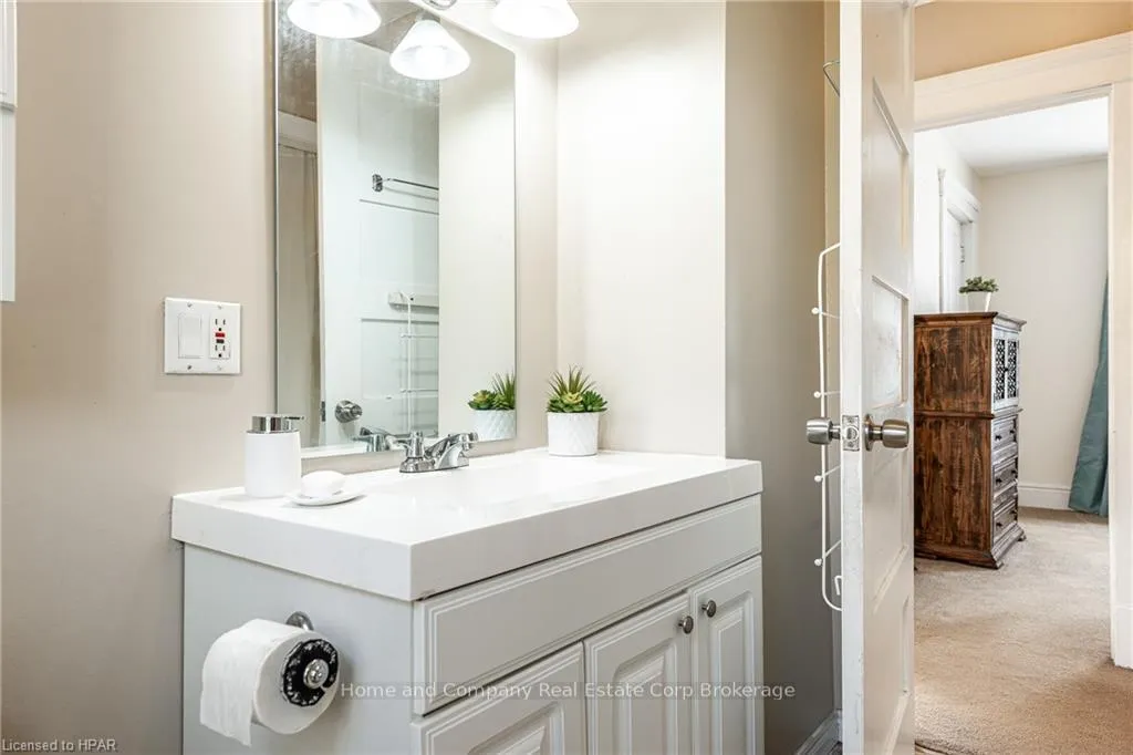 Photo 27 of 4206 Perth 20 Line, Perth South, Downie — HOMEH