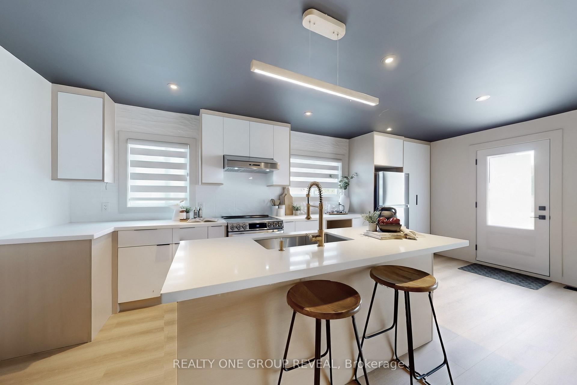 Photo 14 of Unit UPPER, 739 Annland Street, Pickering, Bay Ridges — HOMEH