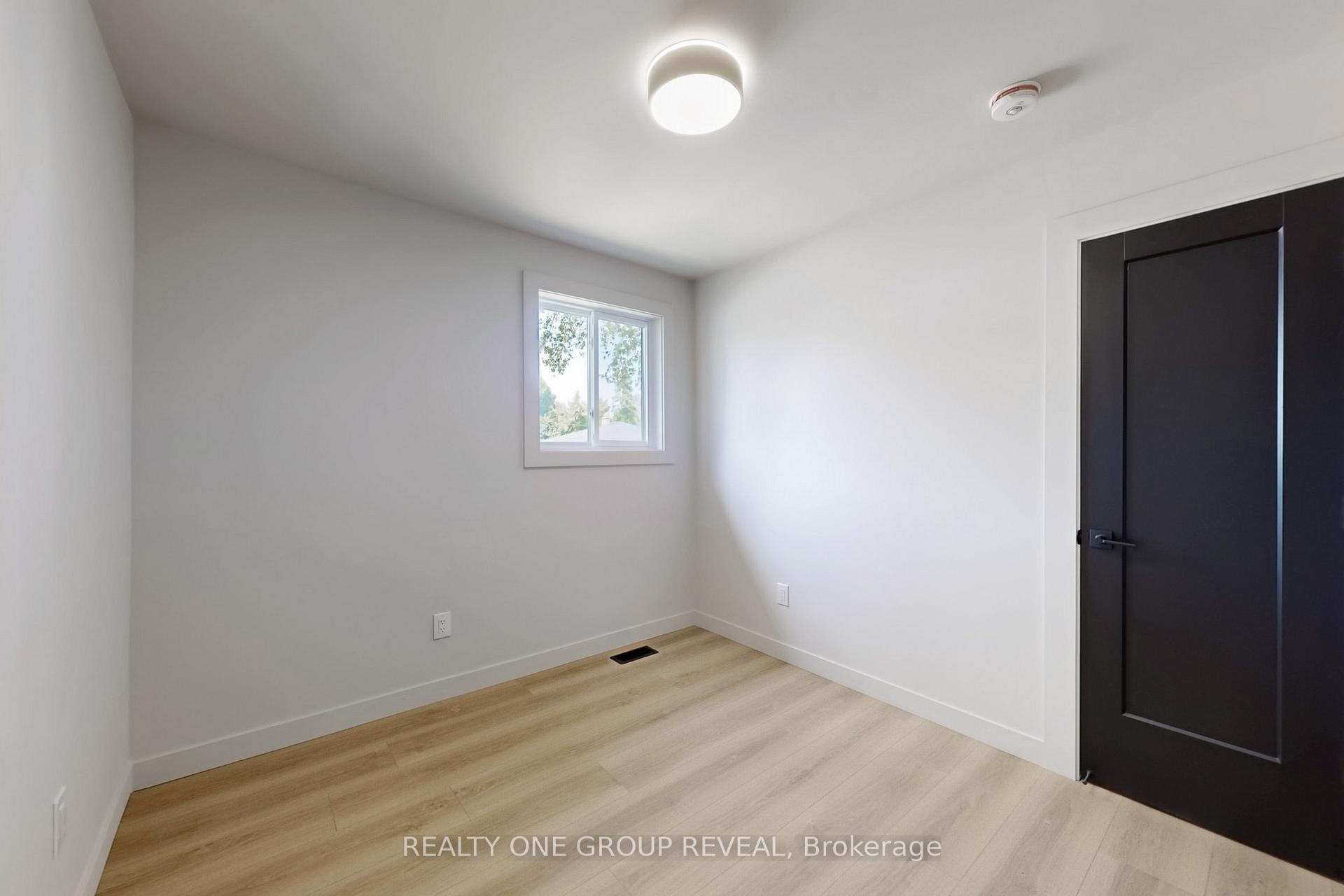 Photo 21 of Unit UPPER, 739 Annland Street, Pickering, Bay Ridges — HOMEH