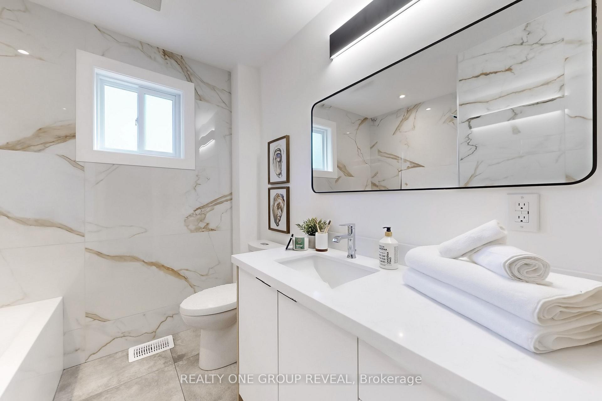 Photo 27 of Unit UPPER, 739 Annland Street, Pickering, Bay Ridges — HOMEH