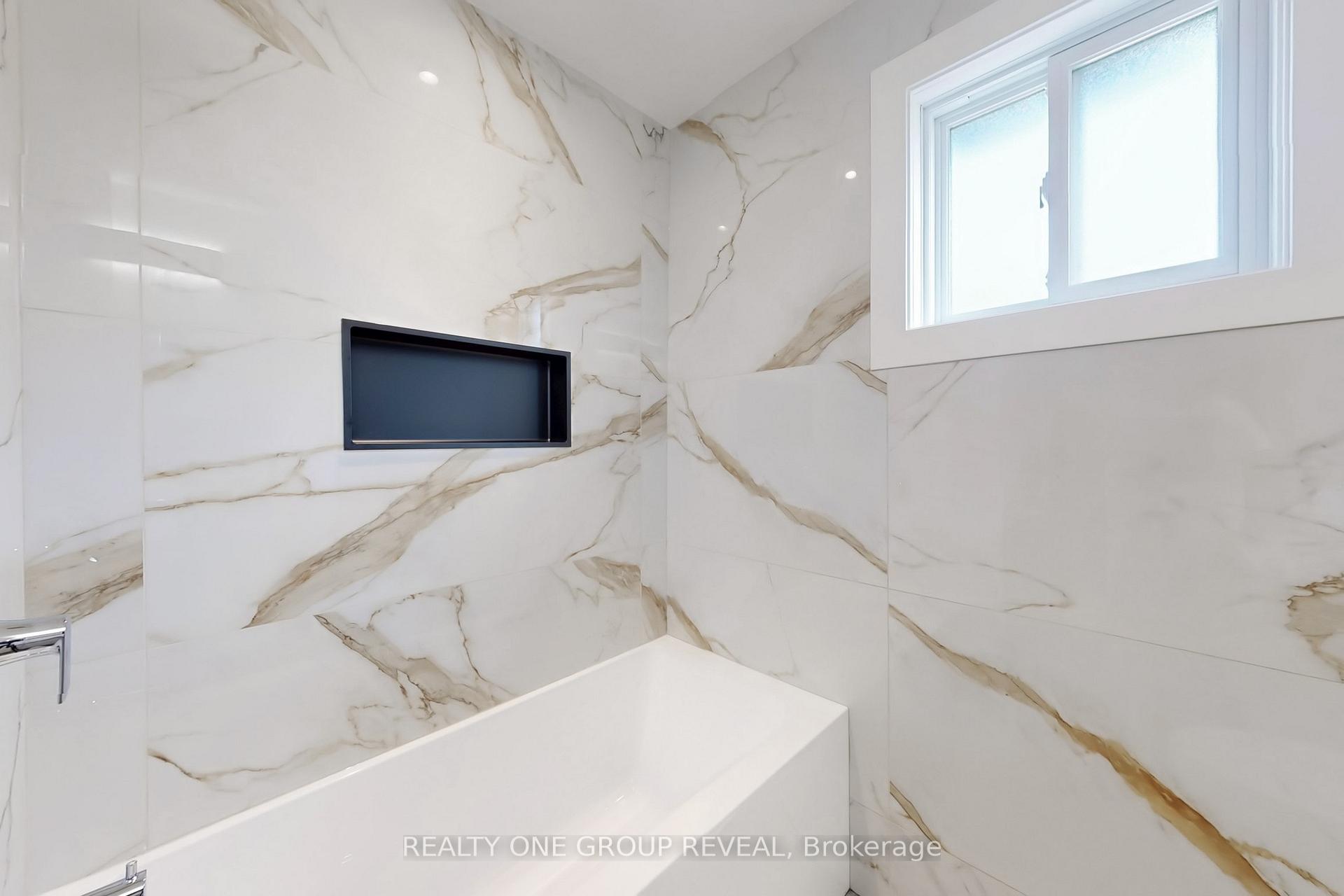 Photo 28 of Unit UPPER, 739 Annland Street, Pickering, Bay Ridges — HOMEH
