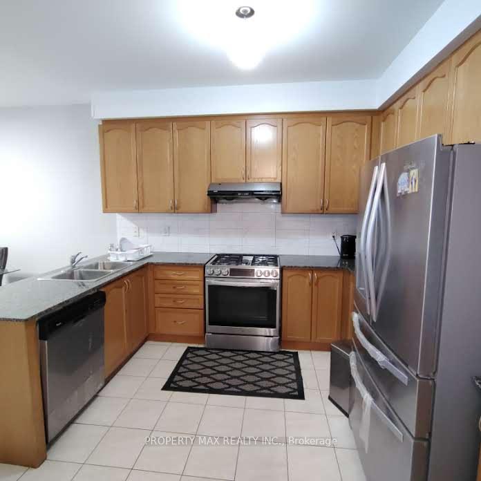 Photo 9 of 1517 Dusty Drive, Pickering, Duffin Heights — HOMEH