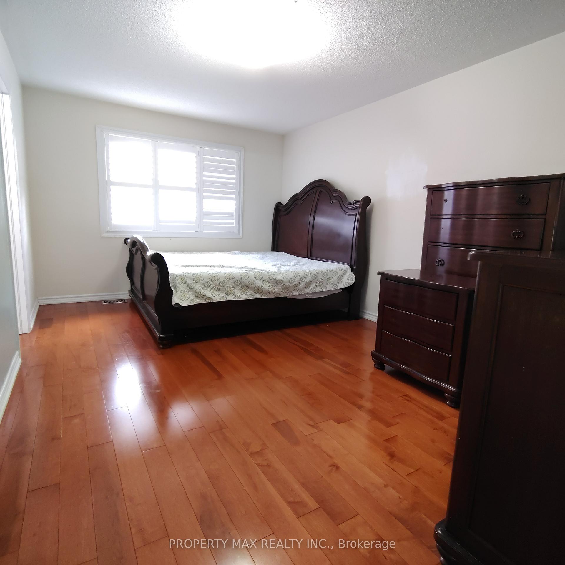 Photo 11 of 1517 Dusty Drive, Pickering, Duffin Heights — HOMEH