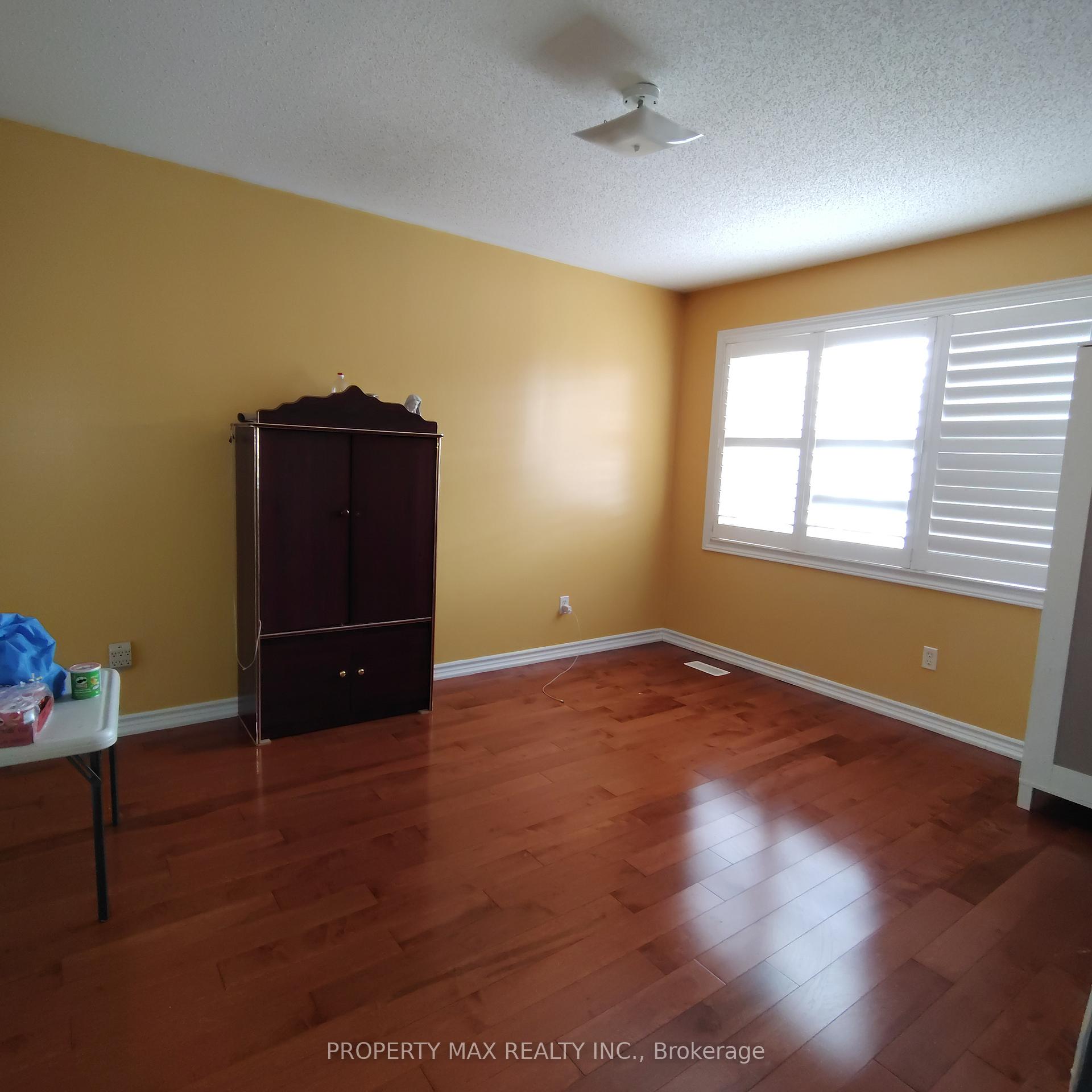 Photo 16 of 1517 Dusty Drive, Pickering, Duffin Heights — HOMEH