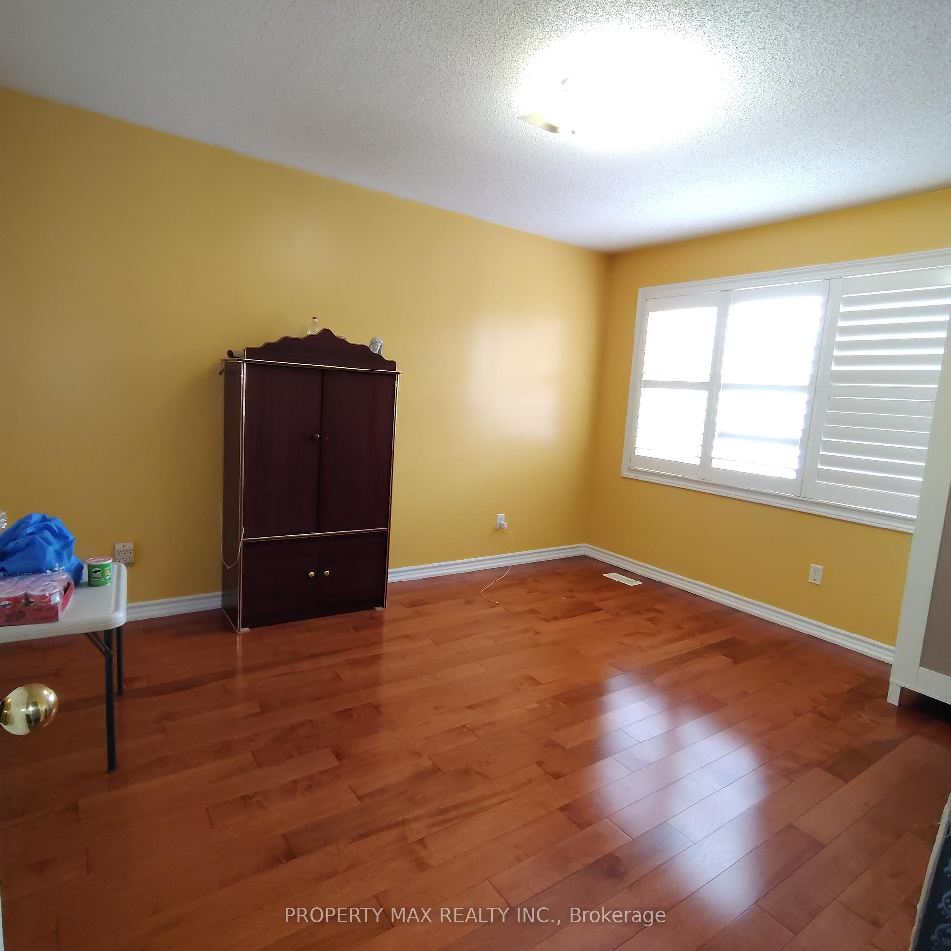 Photo 17 of 1517 Dusty Drive, Pickering, Duffin Heights — HOMEH