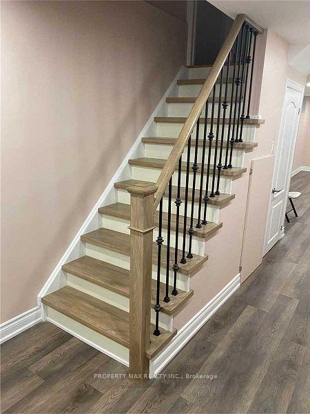 Photo 24 of 1517 Dusty Drive, Pickering, Duffin Heights — HOMEH