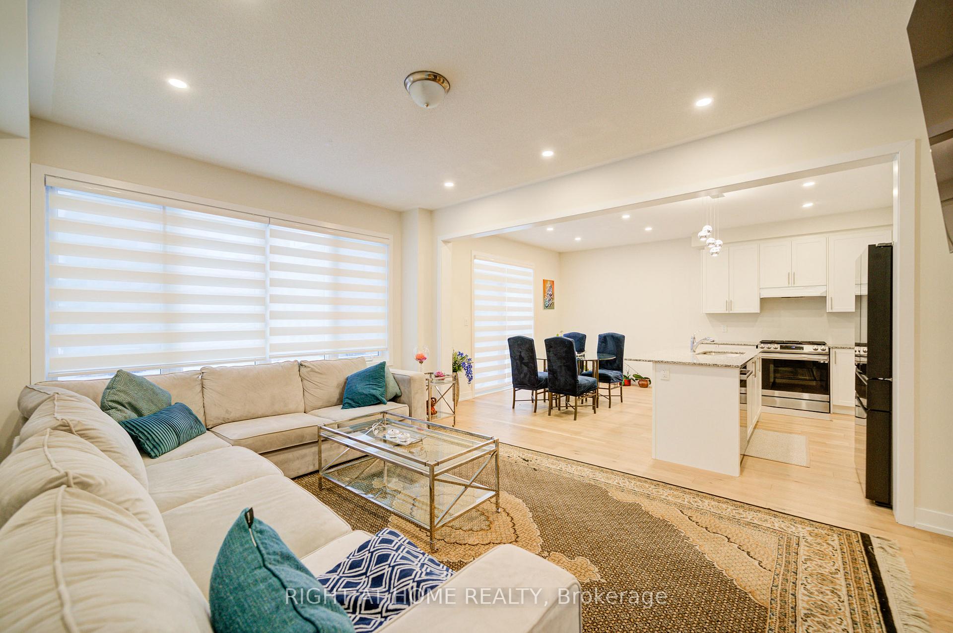 Photo 13 of 637 Leatherleaf Landing, Milton, Cobban — HOMEH