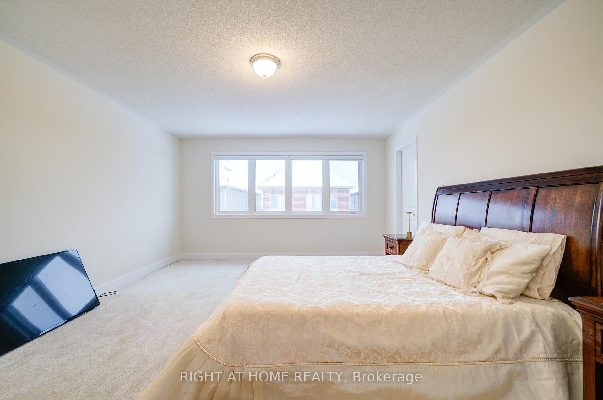 Photo 27 of 637 Leatherleaf Landing, Milton, Cobban — HOMEH