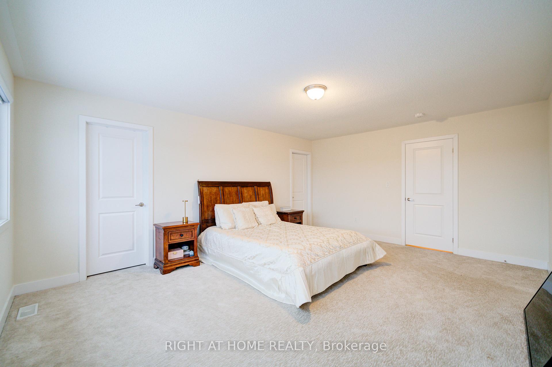 Photo 29 of 637 Leatherleaf Landing, Milton, Cobban — HOMEH