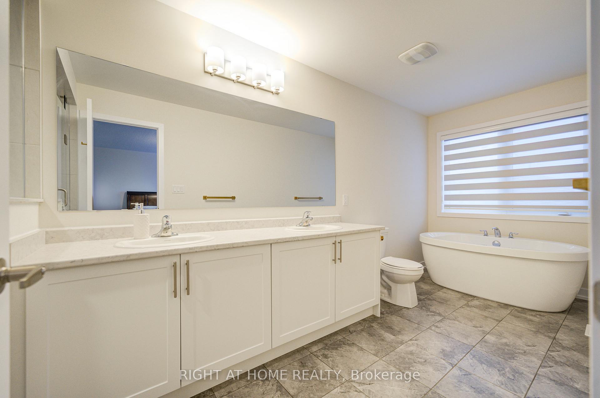 Photo 31 of 637 Leatherleaf Landing, Milton, Cobban — HOMEH